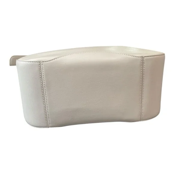 Lululemon Cactus Leather Shoulder Bag 8L Cashew With Silver Hardware & Dust Bag - Picture 6 of 16